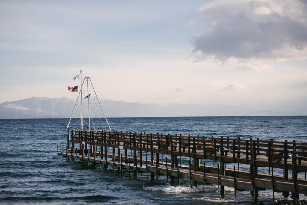 Iconic pier of Gar Woods bar and grill. Great Lake Tahoe lakefront wedding venues with options to do buyouts or just an intimate affaire , rehearsal dinners or even brunch celebrations right on teh Lake.