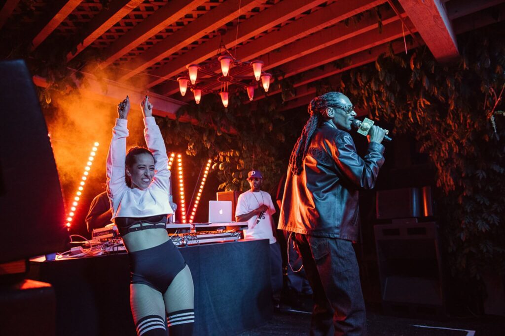 Snoop Dogg at a private Reno party and dancers perform captured by Tahoe event photographer Annie X Photographie